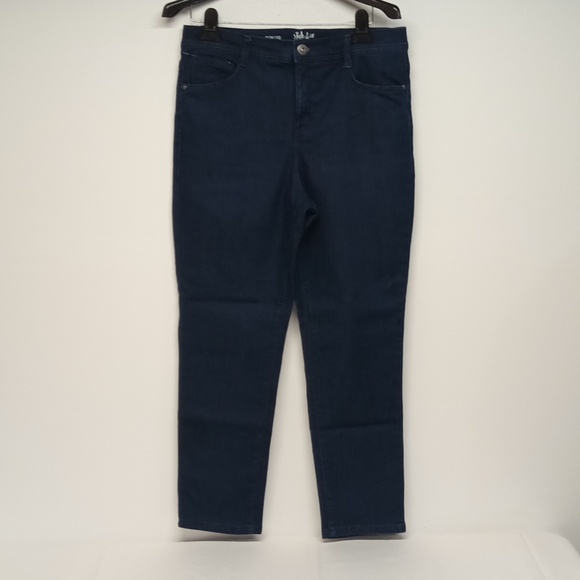 Style & co. Size 12 petite Slim leg high rise 11" dark blue jeans EUC. - Picture 4 of 11